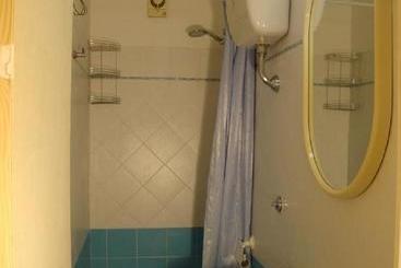 تختخواب و صبحانه L'Auberge