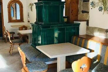 Отель Garni Mountain Resort