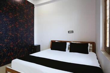 Oyo Flagship Hotel Royal Palace