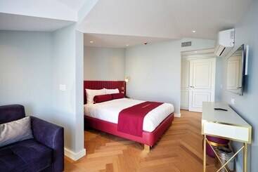 New Inn Hotel Old Town