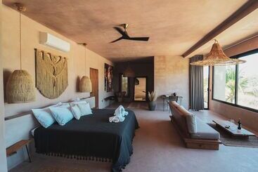 Nikau Hotel El Cuyo   Adults Only