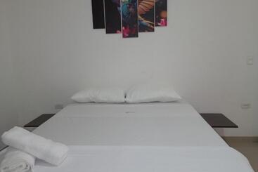 בית מלון כפרי El Refugio Doradal