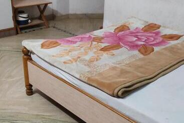 Hotel Spot On Hotal Manorath