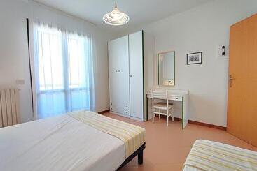 Апарт-отель Tamerici