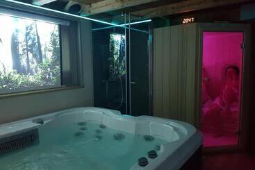 تختخواب و صبحانه Accommodation Resman