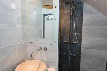 住宿加早餐  Orky Mel