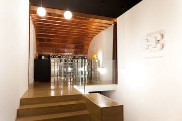 هتل Concept  Central