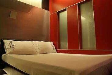 فندق على الطريق One Serenata Hotel Bacao