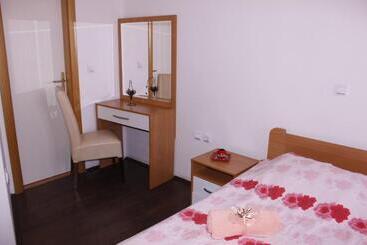 اقامتگاه Villa Sparadise