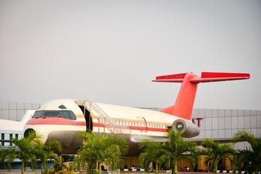 Sky Palace Hotel & Cafe Flight