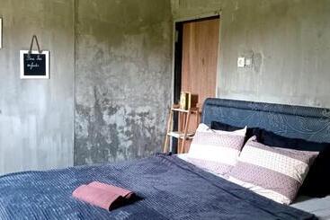 膳宿费 La Belle Vie Homestay