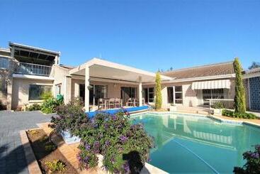 住宿加早餐  Besigheim