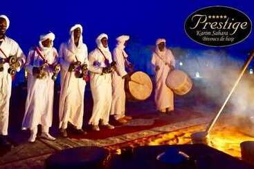 تختخواب و صبحانه Karim Sahara