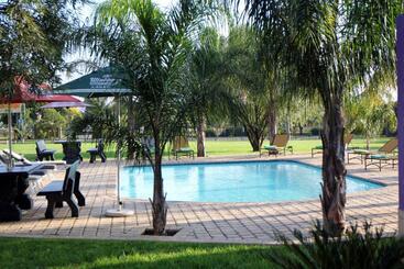 تختخواب و صبحانه Casa Bianca Guest Lodge