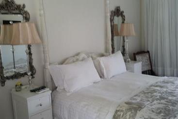 צימר La Riviera Boutique Guesthouse & Spa