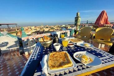 تختخواب و صبحانه Riad Malak