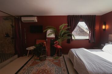 בית מלון כפרי Very