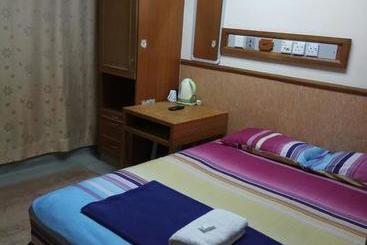 هتل City Residence Shah Alam