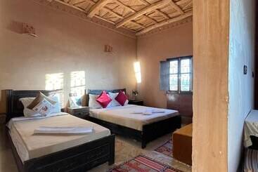 هتل Kasbah Ennakb