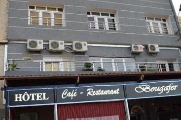 هتل Restaurant Bougafer