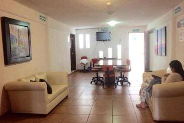 ユースホステル Hostal De San Pedro