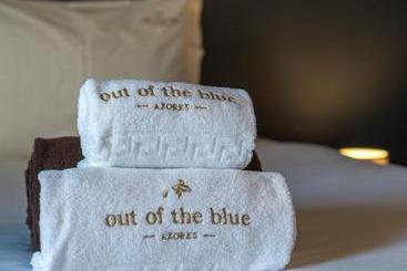هاستل Out Of The Blue
