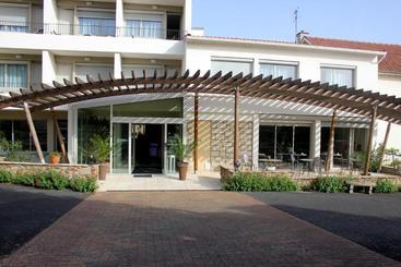 호텔 Hôtel Poste Et Champanne