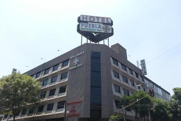 ホテル Puebla
