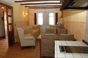 Apartamentos Rurales La Casa De Las Médicas