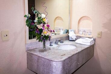 Отель Tapachula