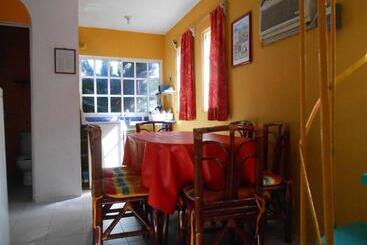 호텔 Y Bungalows Monteverde