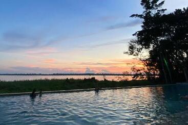 فندق On Vacation Amazon