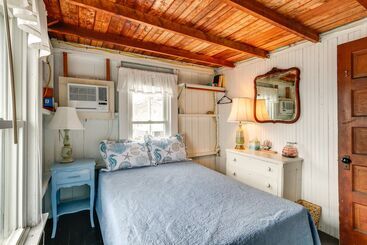 بيت ريفى Dreamy Waterfront Westbrook Home On Private Beach