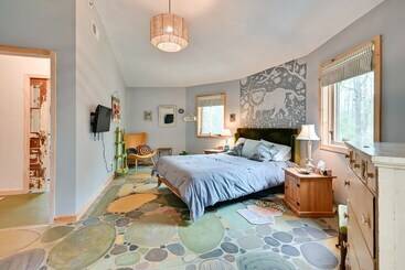 Enchanting Shelby Cottage On 12 Acres W/ Hot Tub!