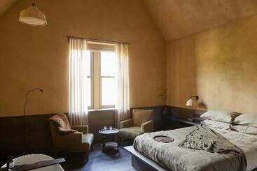 פונדק The Penny Bun