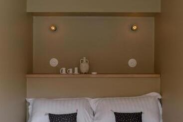 پانسیون La Peniche   Bed And Bicycle   Aigues Mortes