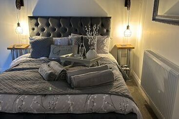 Пансион The Old Stables