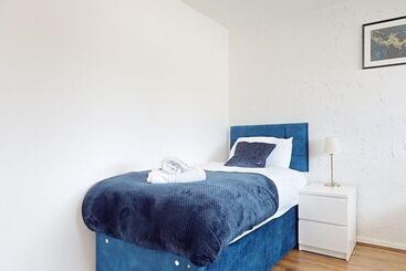 레지던스 Entire 3 Bed Home In Basildon Sleeps Up To 6