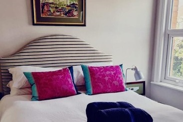 レジデンス Inviting 2 Bed Character House Stamford