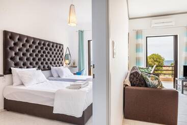 Sun Beach Apartments In Chania 10 & 13