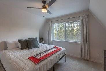 קוטג'' Whistling Moose