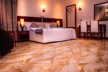 منتجع Nejobugg Palace