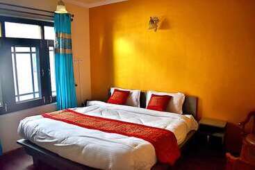 בית מלון כפרי Northland Residency