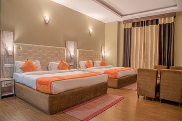 호텔 The Grand Madhushala Shimla