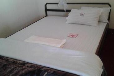 Brisk Hotel Triangle