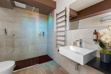 בית מלון כפרי B