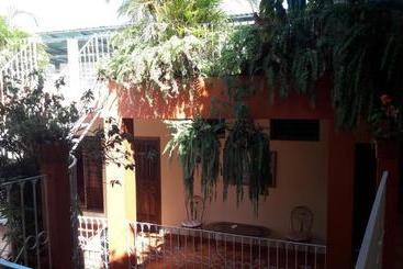 هتل Brisas De Copan