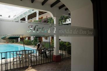 هتل Posada De Don José