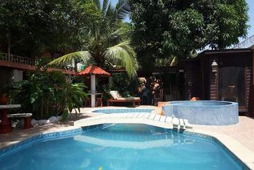 هتل Posada Las Iguanas