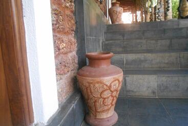 مبيت وإفطار Sapphire Holiday Resort